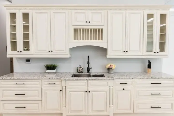 Casselberry-Antique-White-768x480 (1)